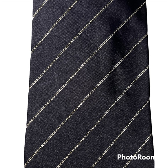 Burberry London Writing Silk Tie - Picture 1 of 5